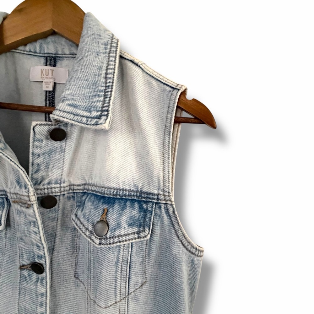 Kut from the Kloth Gretel Denim Shirt Dress Size  Medium Light Wash - Picture 8 of 15